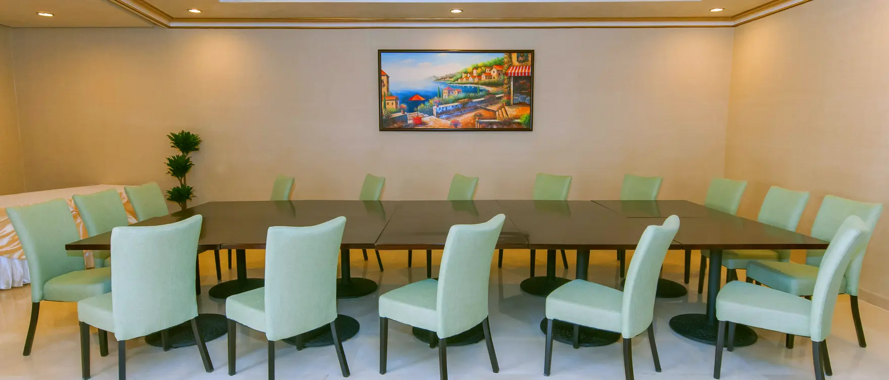 The meeting room at Suite Inn Hotel